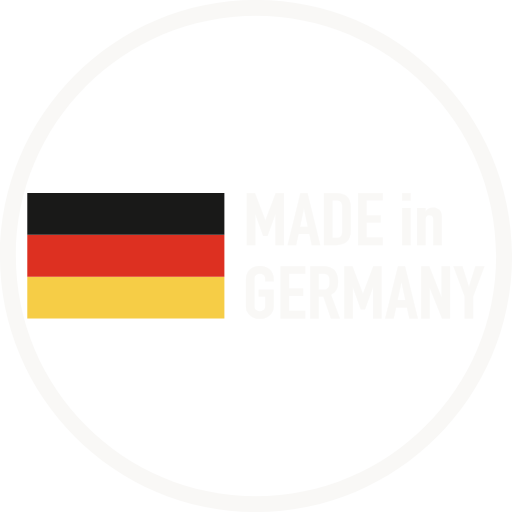Made in Germany Icon – Rundes Siegel mit deutscher Flagge (schwarz-rot-gold) und Schriftzug ‚Made in Germany‘, Symbol für Qualität, Präzision und langlebige Produkte aus Deutschland, ideal für Produktkennzeichnung, Online-Shops und Markenkommunikation.